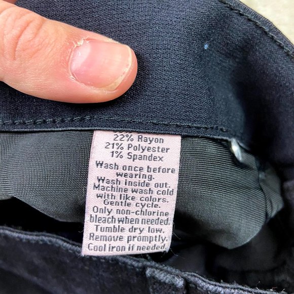 SALE 🌻 Juicy Couture Stretch Crop Pants - Picture 5 of 5